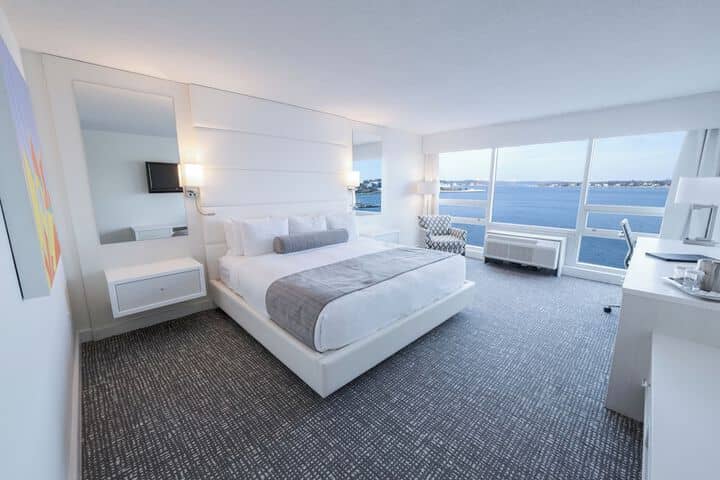 Room 4 of 23